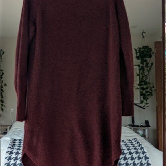 Karina Sweater Mini Dress in Burgundy Size Large - Picture 4 of 8